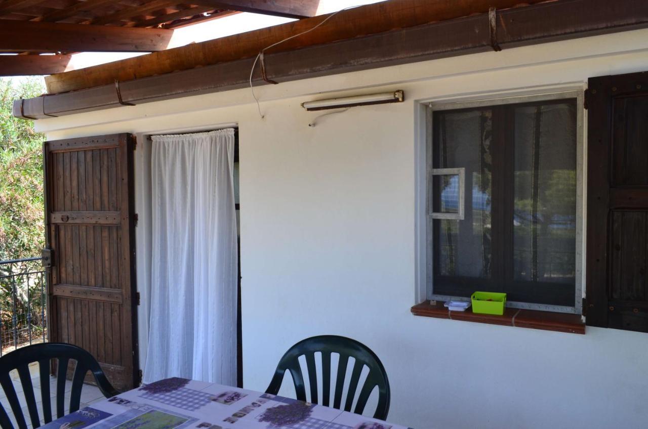 Casa Vacanze Cala Sapone Sant'Antioco Exterior photo